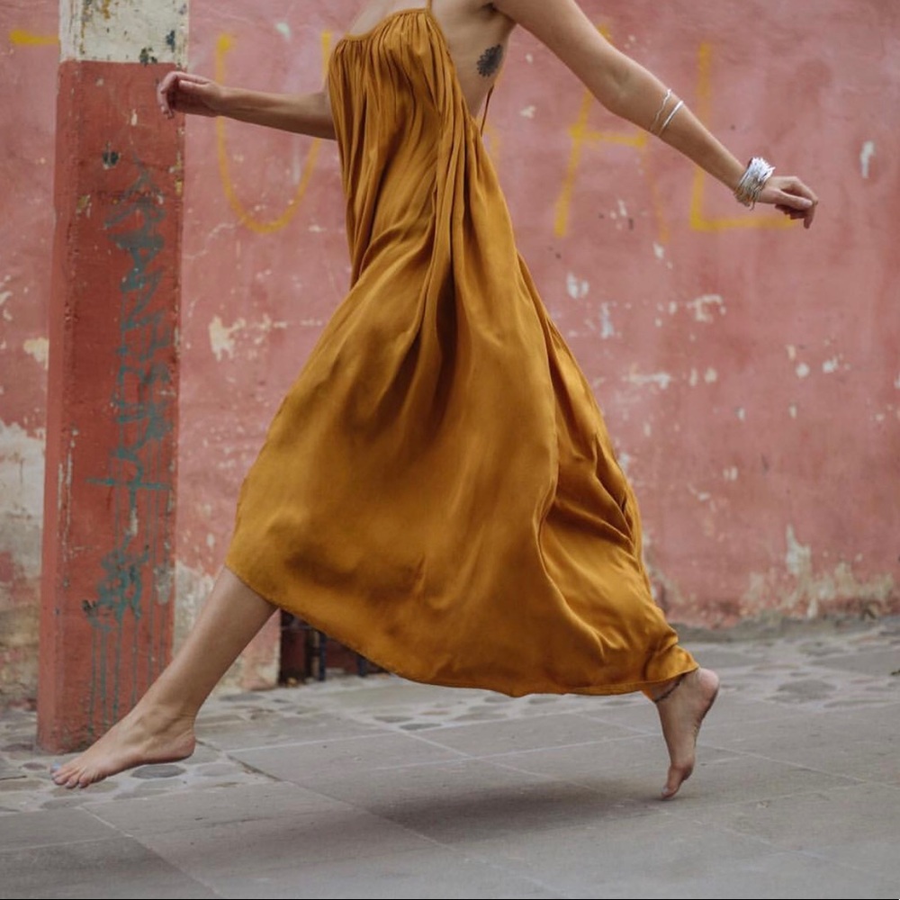 Tulum Dress - Picture 2 of 5